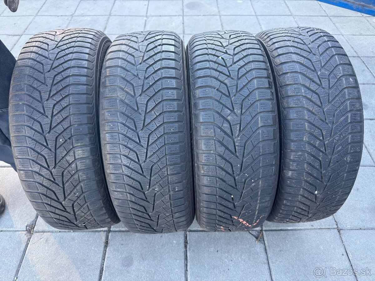 215/60 R16