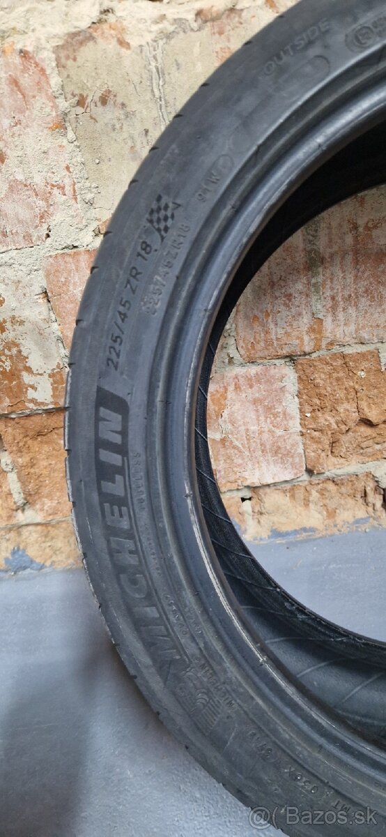 225/45 R18 Michelin Pilot Sport 4 letné