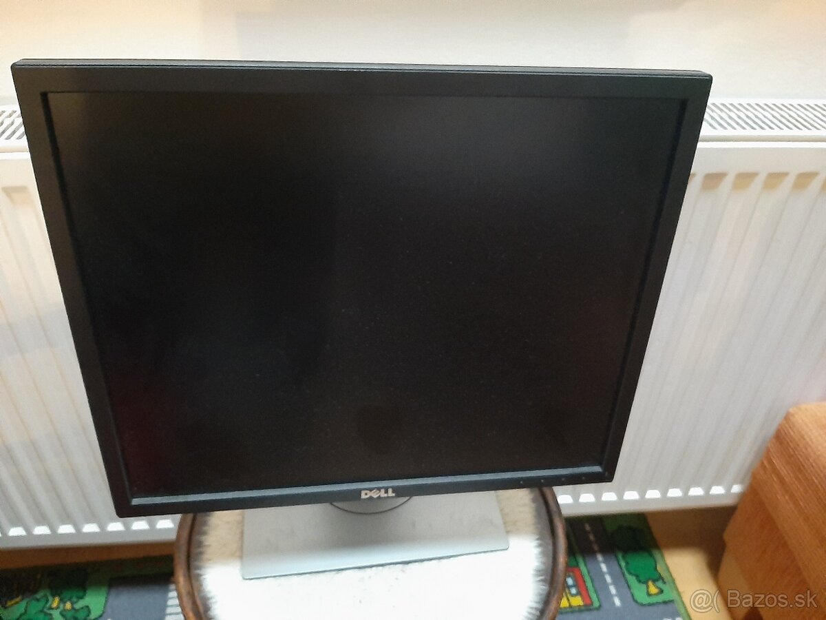 Predám 19" LCD DELL P1917Sf