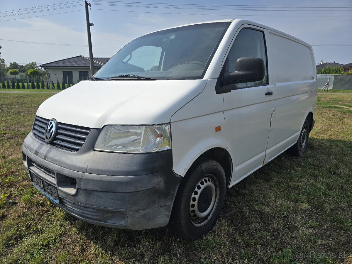 Volkswagen Transporter T5 1.9 TDi