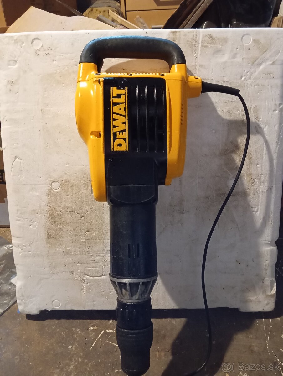 Dewalt búracie kladivo