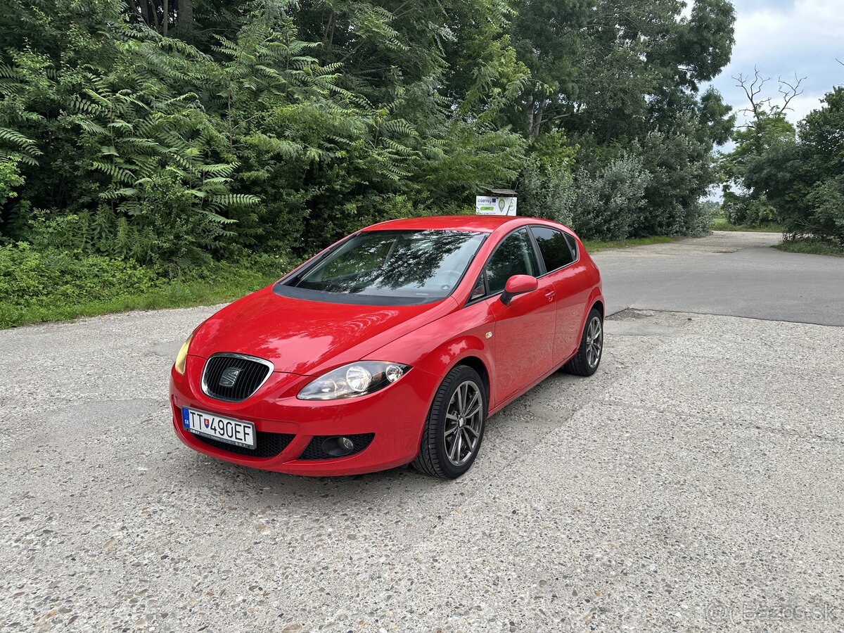 Seat Leon - 1.6 benzín - 177 tis km - 2 sady kolies