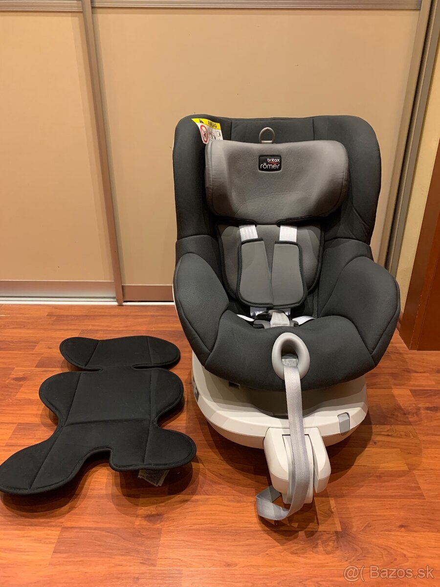 Britax Romer dualfix, otocna o 360 st.+novorod. vlozka