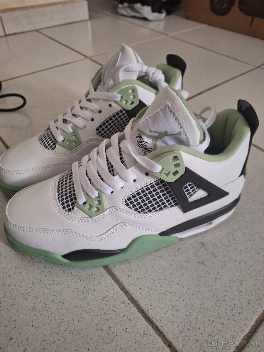 Air jordan 4