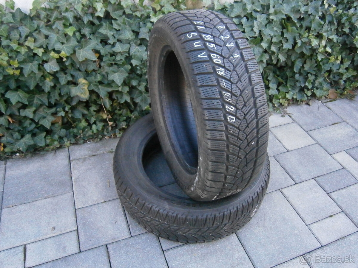 Predám 2x zimné pneu Fulda SUV 215/60 R17 98HXL