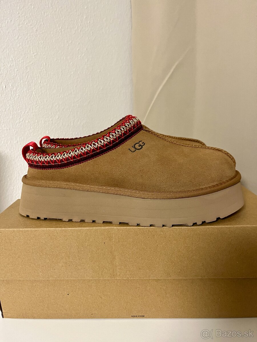 Ugg tazz Chestnut