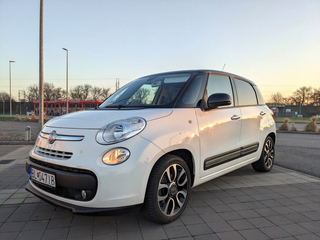 Predám Fiat 500L 2014,1.4 16v 70Kw,67100km