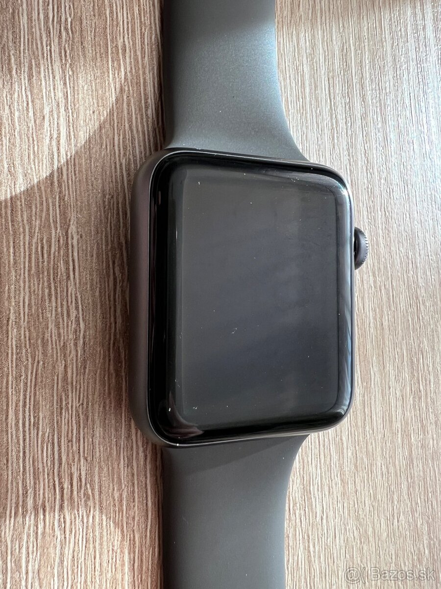 Predám Apple Watch 3 42mm