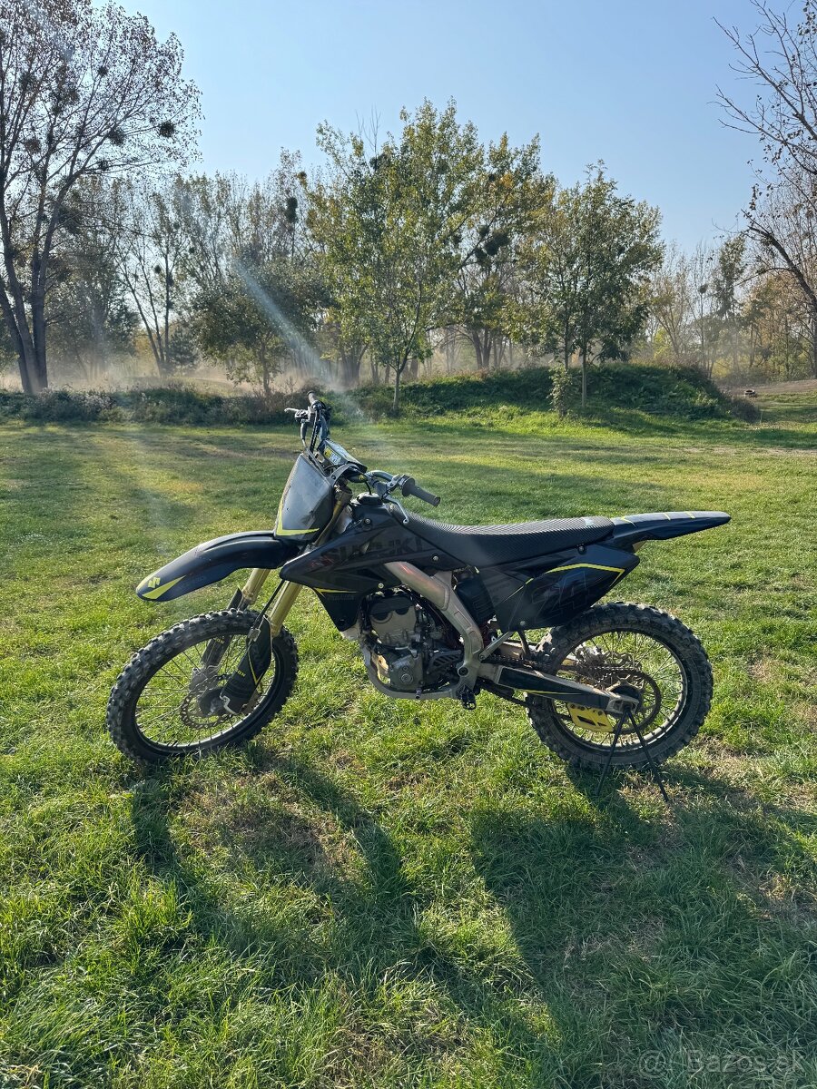 suzuki rmz 250