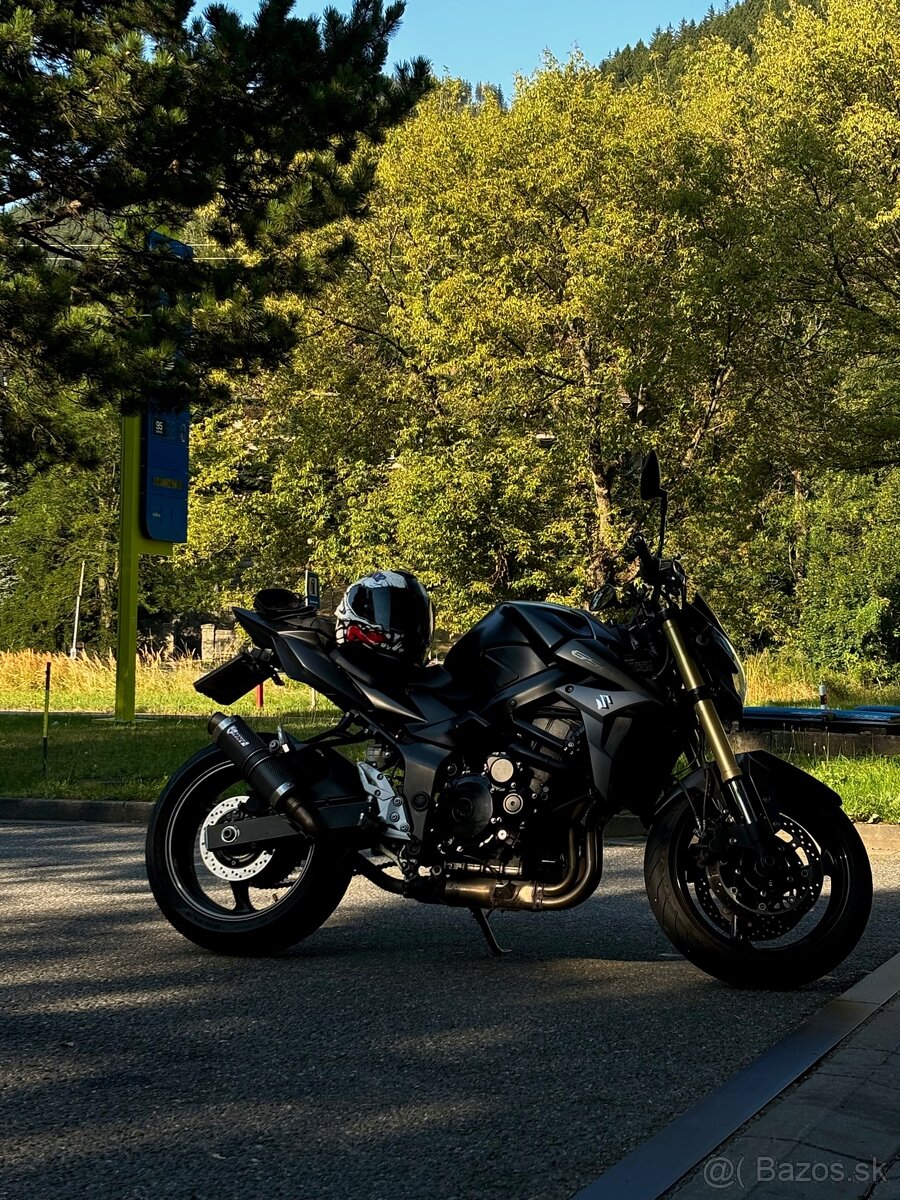 Suzuki Gsr 750 TP35kw