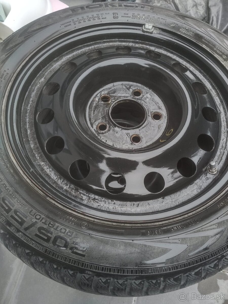 NOKIAN ZIMNE 205/55/R16  9IT S DISKAMI - 2 kusy