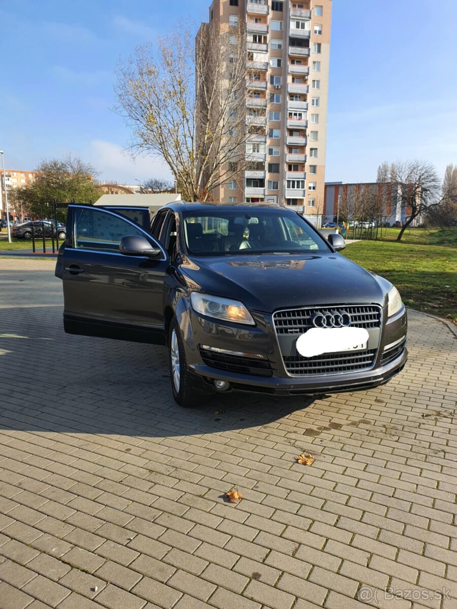 Predam audi q7 3.0 tdi diesel kw 171 r.v 2007 Quattro