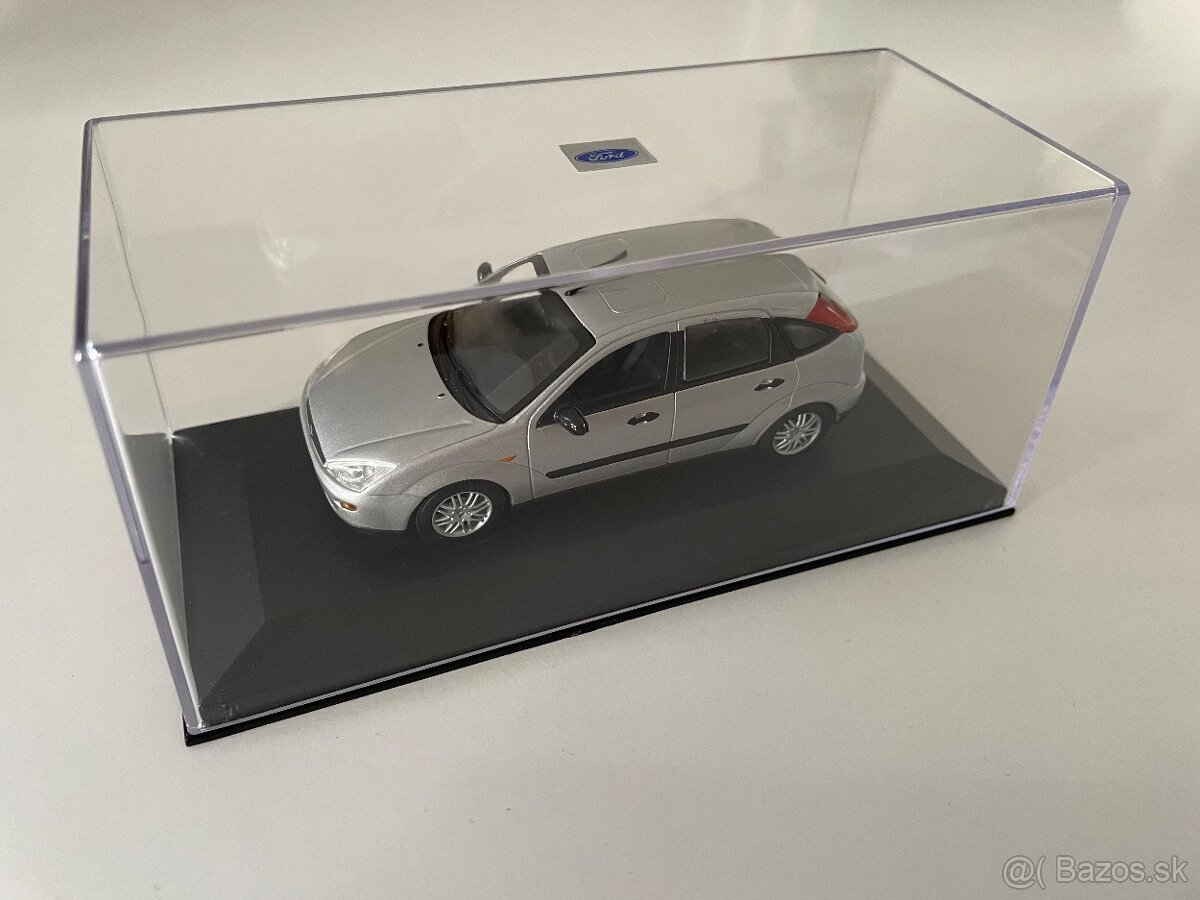 1/43 Ford Focus