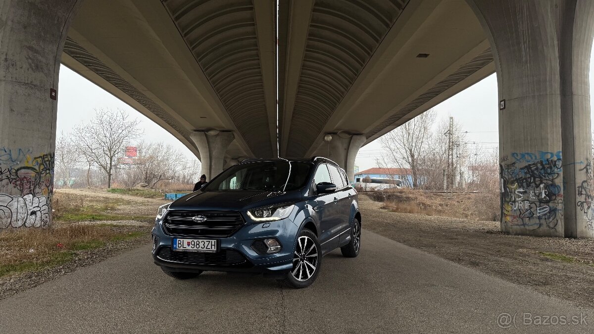 Ford Kuga ST-line 1.5 Ecoboost 129kW 4x4 (2019) - TOP stav