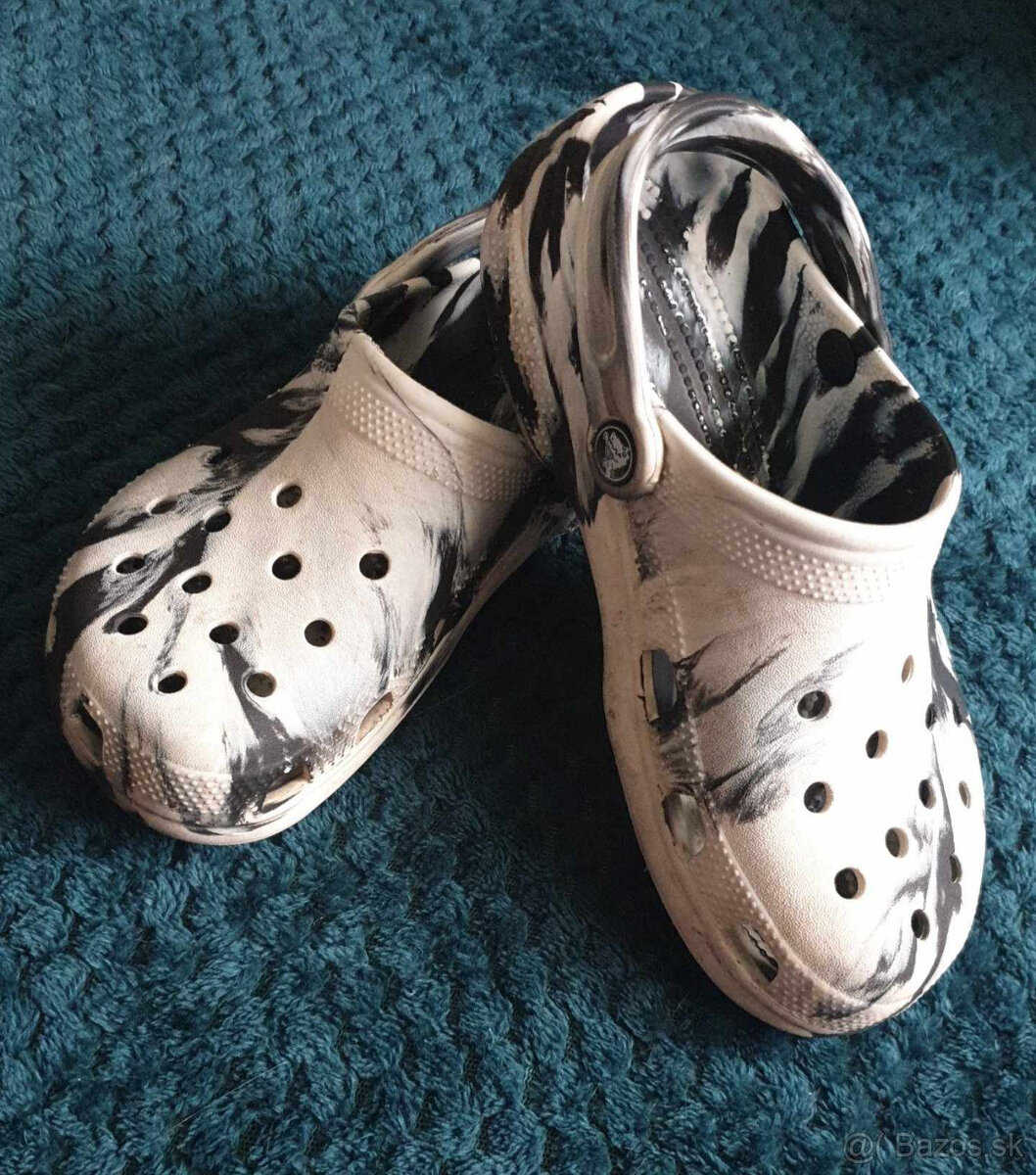 šľapky , zn. Crocs velkost č. 38