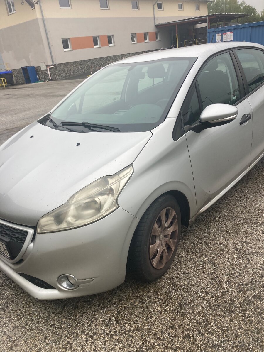 Peugeot 208 1,4HDi r.v. 2013