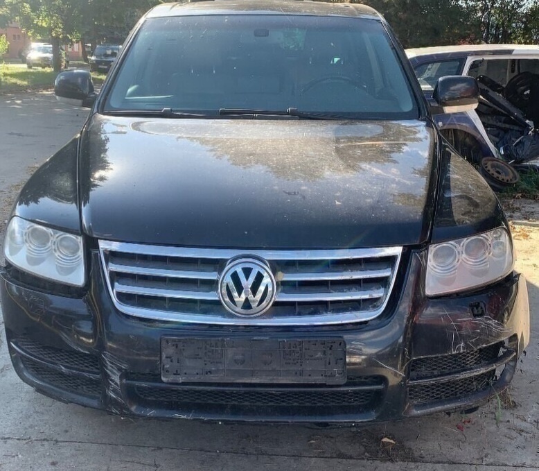 Volkswagen Touareg 2.5 TDI R5 predám TRYSKY 07Z130073F