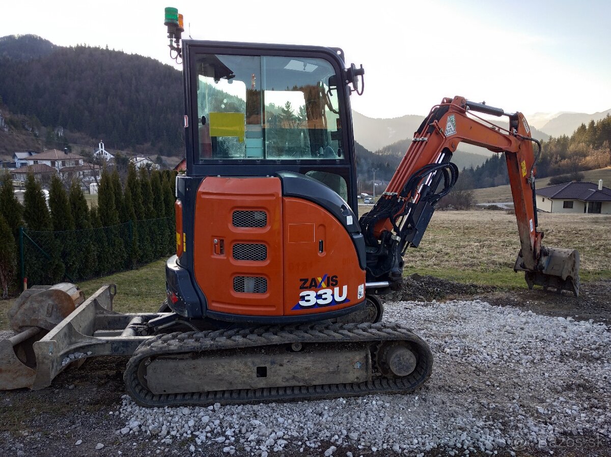 Zemné a výkopové práce, doprava s hydraulickou rukou