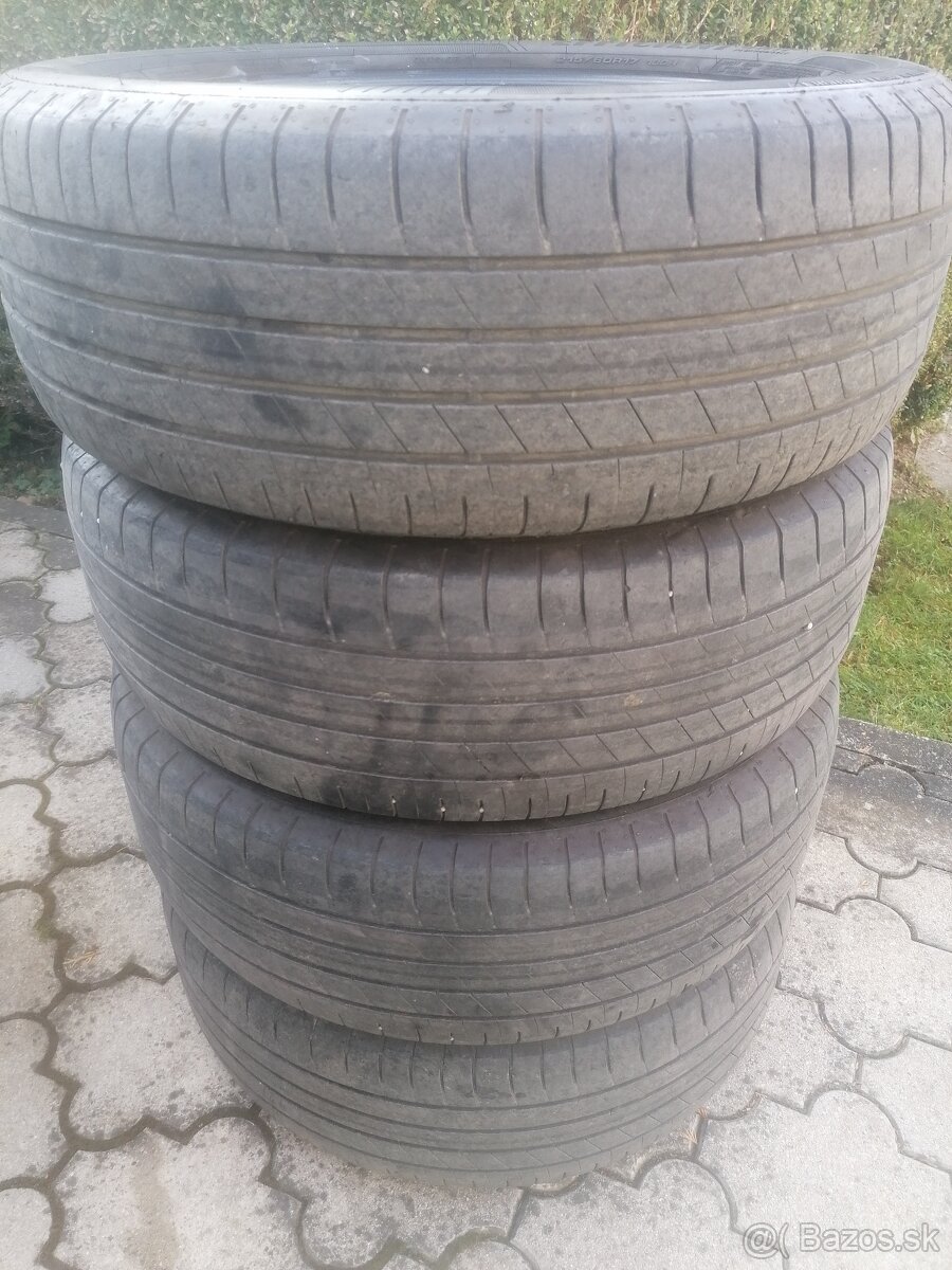 4ks letné pneumatiky Good Year 215/60 R17