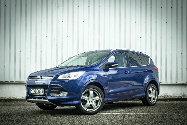 FORD KUGA 2.0 TDCi 110 kW ST Line 2016