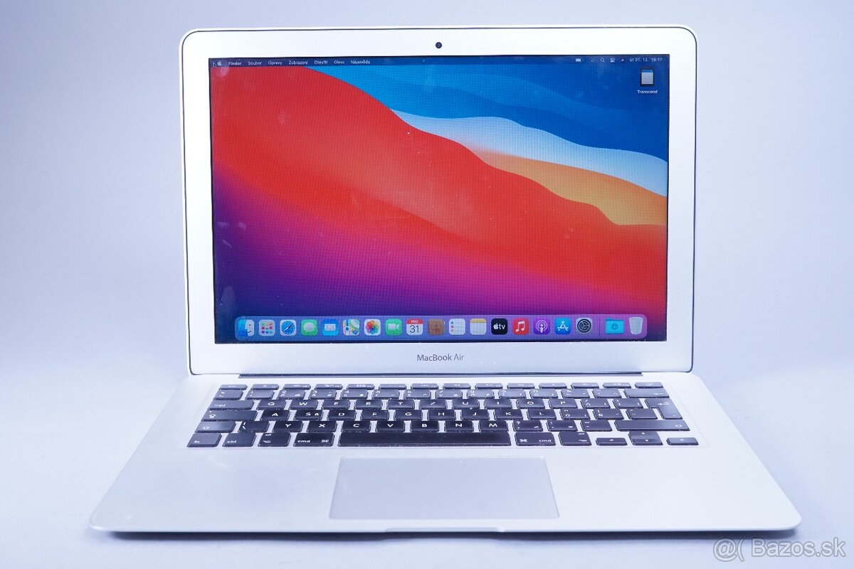 ZÁRUKA/Macbook Air 13.3"/I5 1.4GHZ/4GB RAM/128GBSSD/CZ