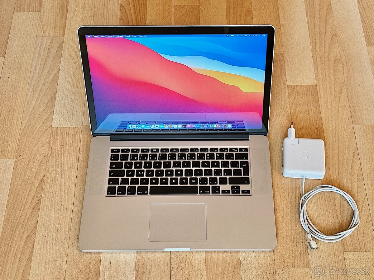 MacBook Pro 15" i7-2.5GHz,4j/16GB/512GB, NOVÁ BATÉRIA