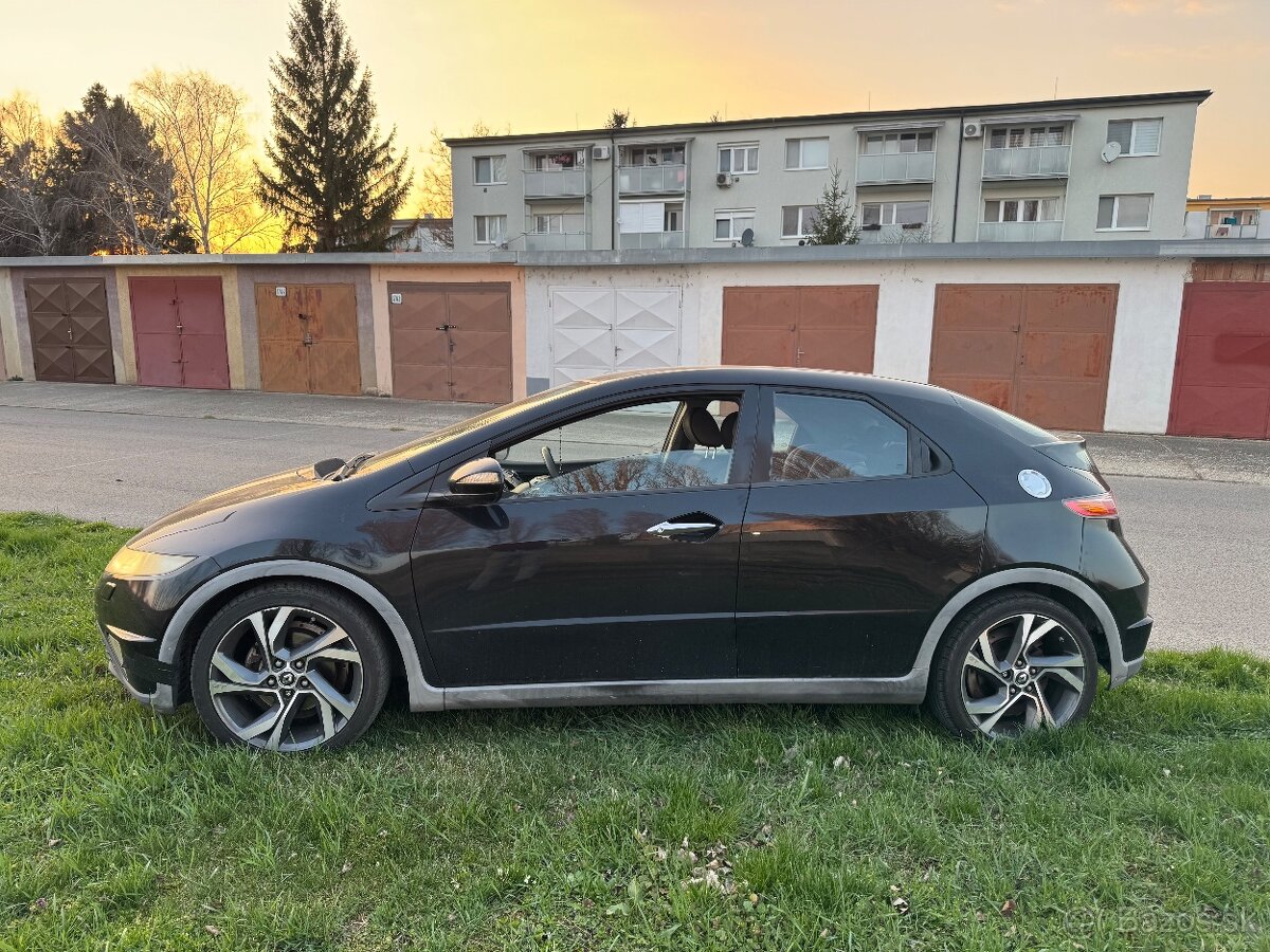 Honda civic 8G