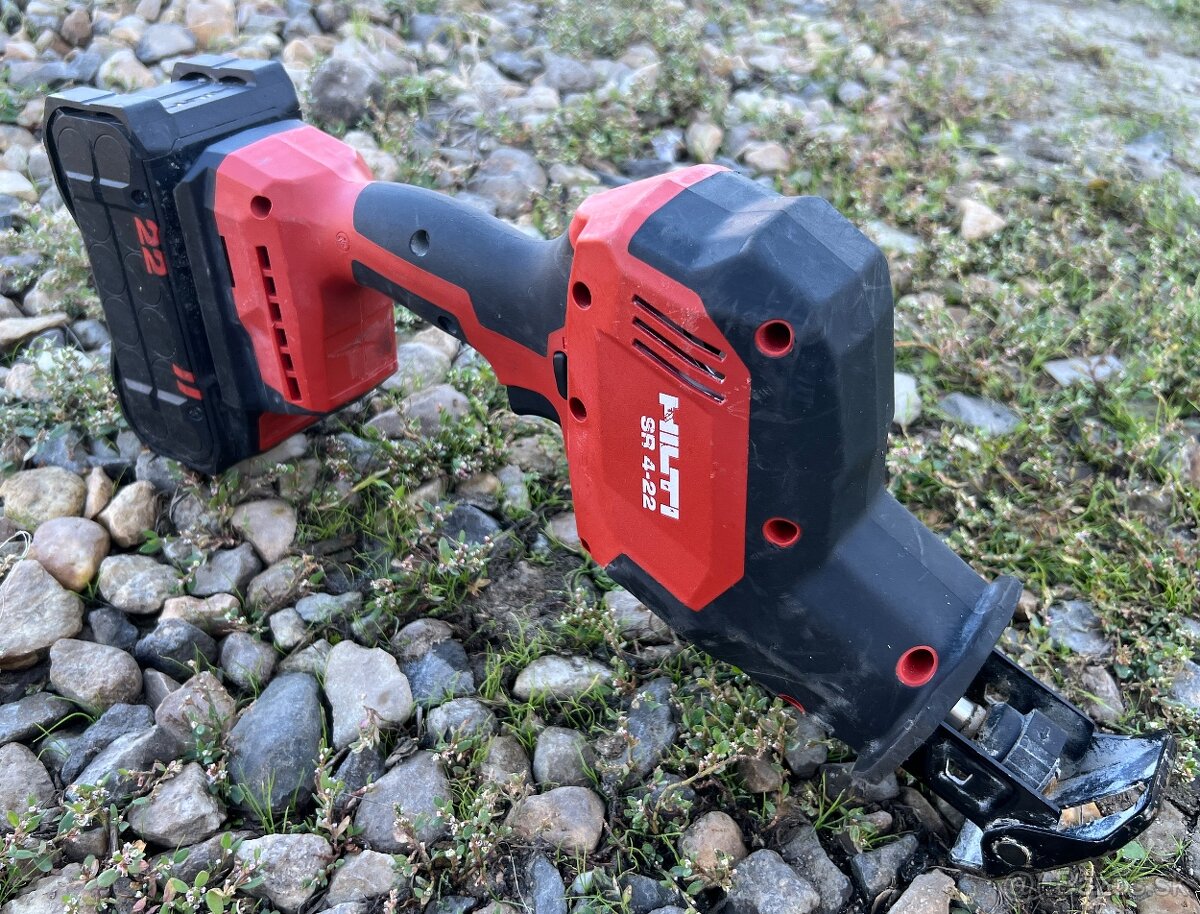 Hilti Nuron SR 4-22 jednoručná chvostová píla