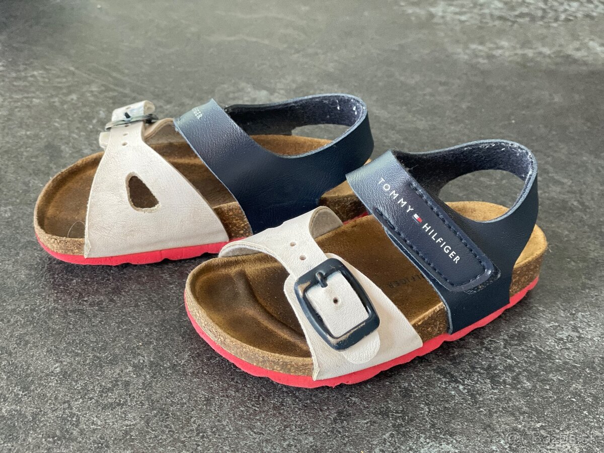 Tommy hilfiger sandale 22velkost