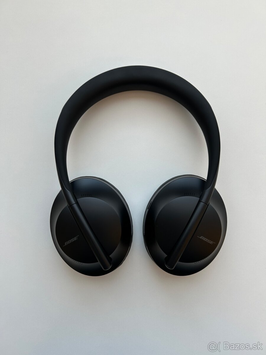 Bose Noise Cancelling Headphones 700