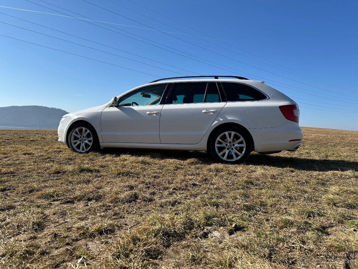 Škoda superb Combi  DSG