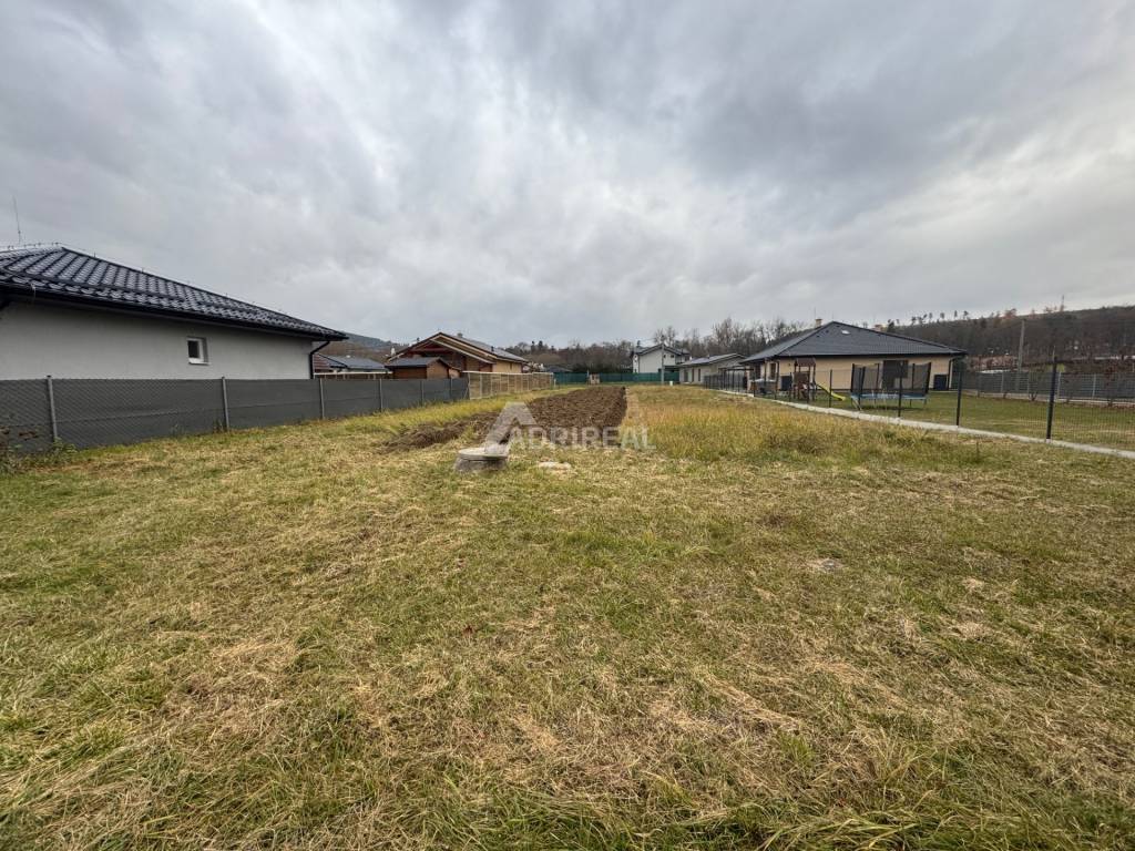 PREDAJ: Spišský Hrhov - Levoča; 1001 m2; 105.000 €