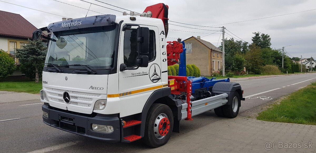 MERCEDES  ATEGO 1224 hákový nosič kontajnerov+ hydr. ruka