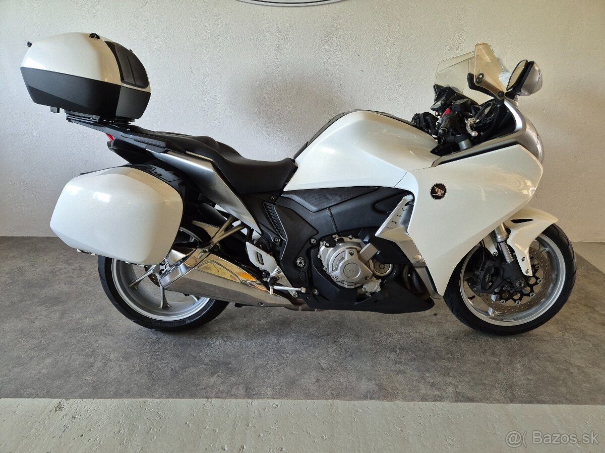 HONDA VFR 1200 DCT