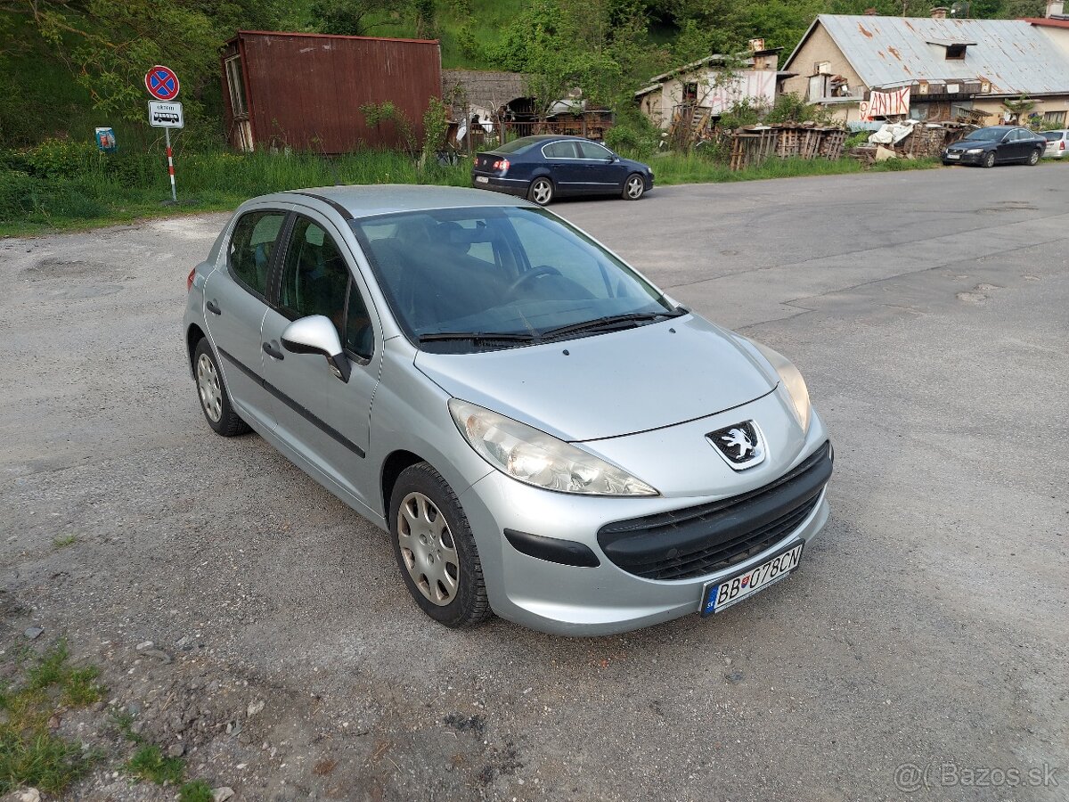 Peugeot 207 1.4 E  54KW Benzín r.v. 2007