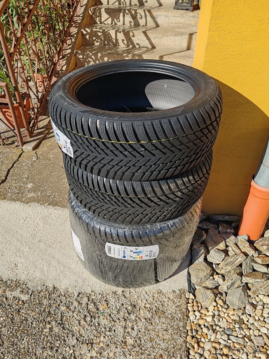 Nové zimné pneu Nokian 225/45 R17