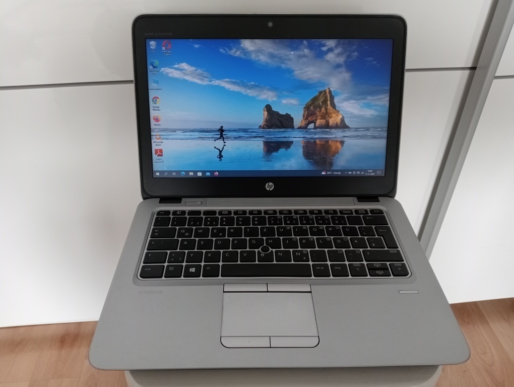 predám HP Elitebook 725 G4 ,16gb ram , 256gb ssd + hdd