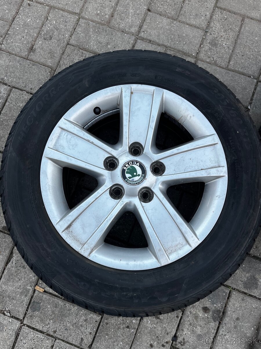 Predám letné kolesá Škoda 15” s pneu Matador Hectorra 3