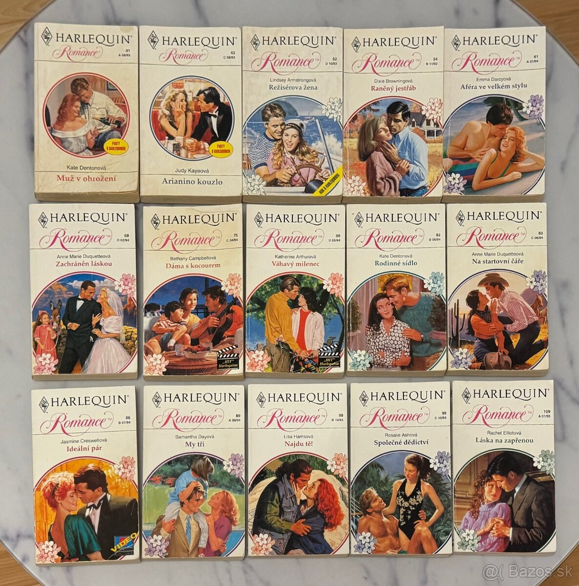 46 x román série Harlequin Romance a Desire - 5 EUR