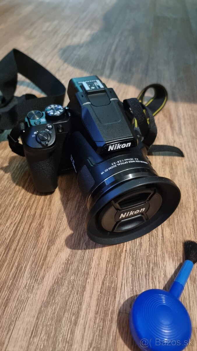 Nikon p 950