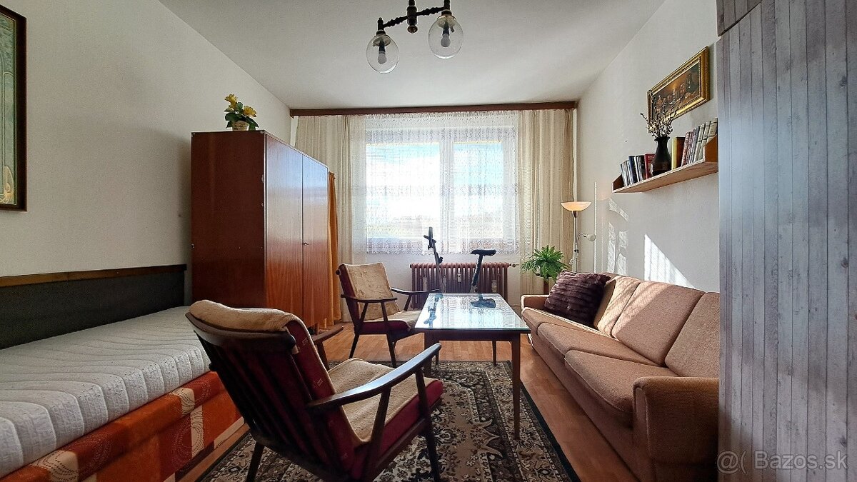 NA PRENÁJOM: 1-izbový byt so zariadením, Levoča