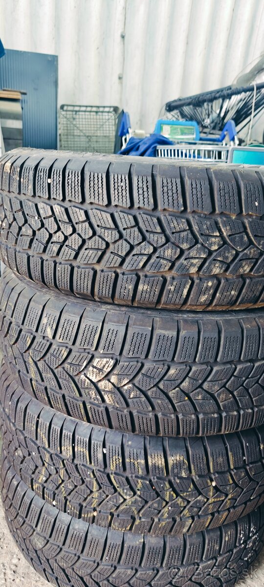 Zimné pneu Firestone 205/60 R16