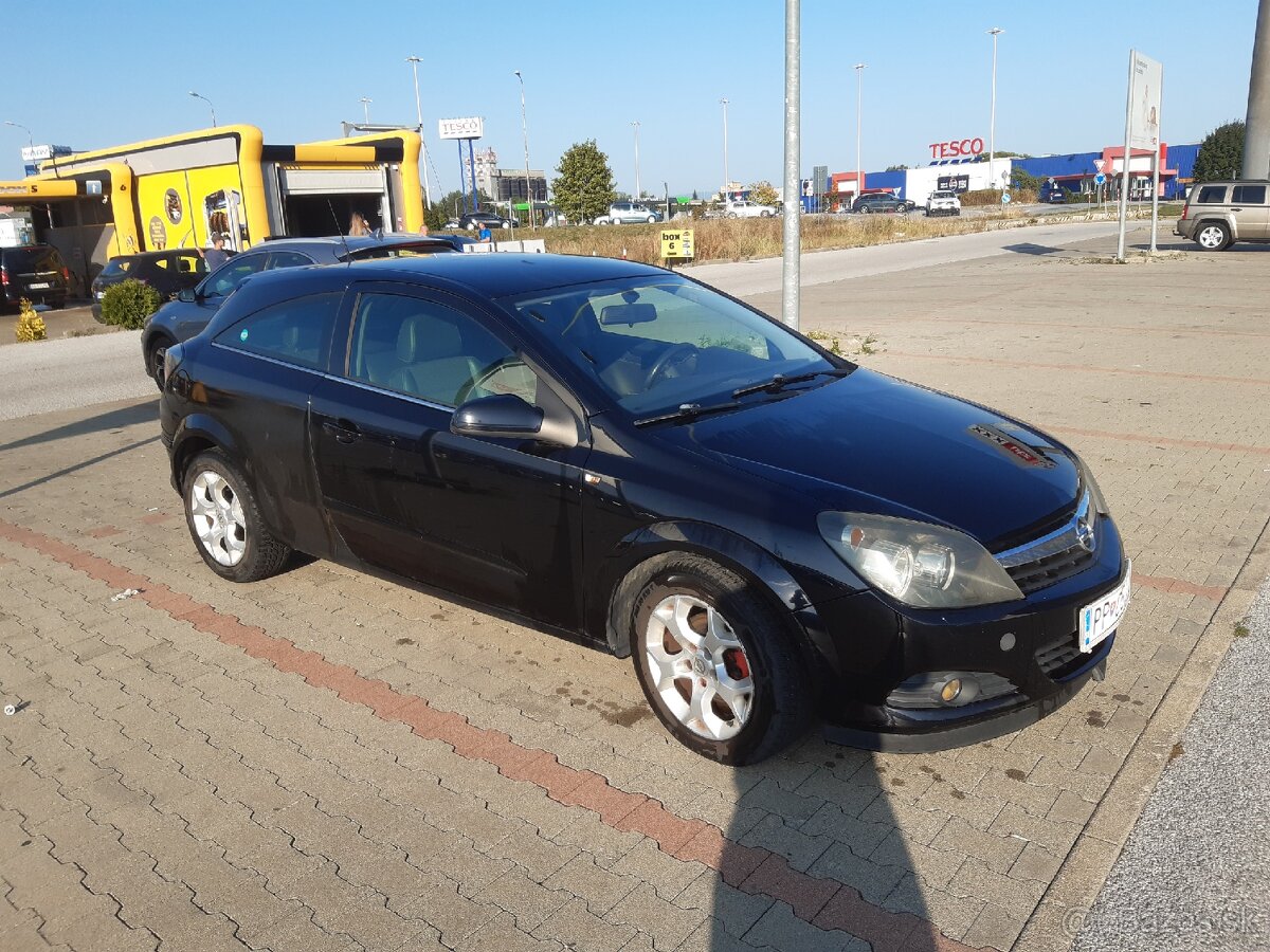 Opel astra h gtc 1.8 ecotec benzin 92kw r.v 2005 204000km