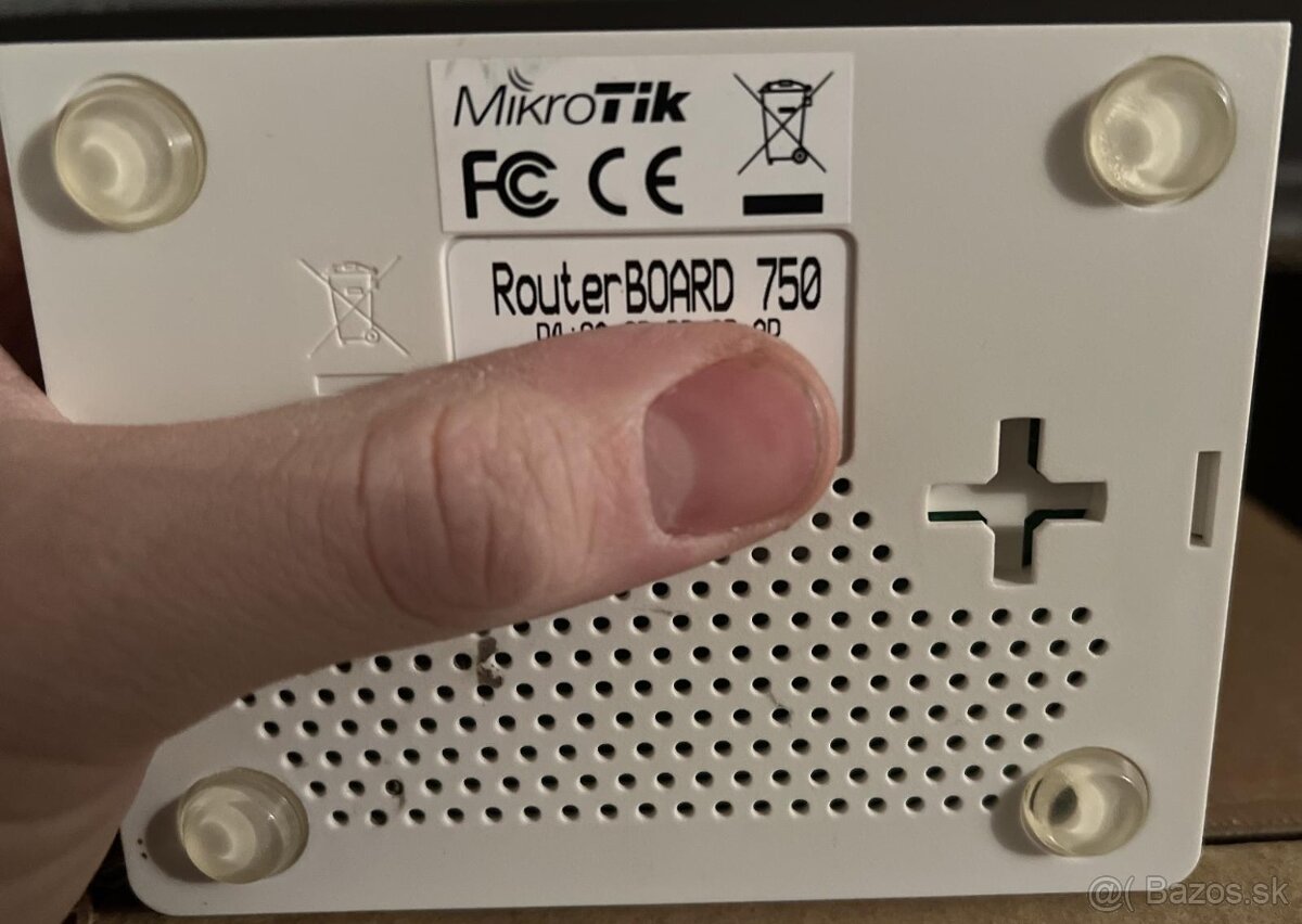 MikroTik RB750, hEX lite RB750r2, RouterBOARD 750UP