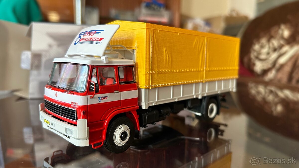 LIAZ 100.05 ČSAD Valník - SSM 1:43 + ČSAD spojler