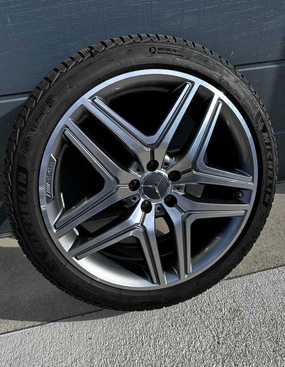 KOLESA 20" MERCEDES ORIGINAL na AMG GLB / GLA   A2474012000