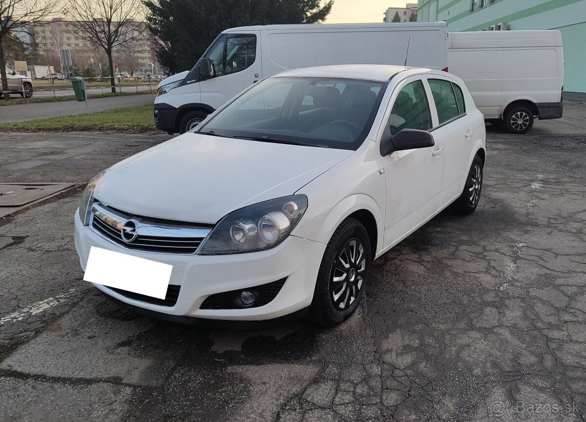 Opel Astra H facelift 1.7CDTI 81KW R.V 2012 Ako nové kúp v