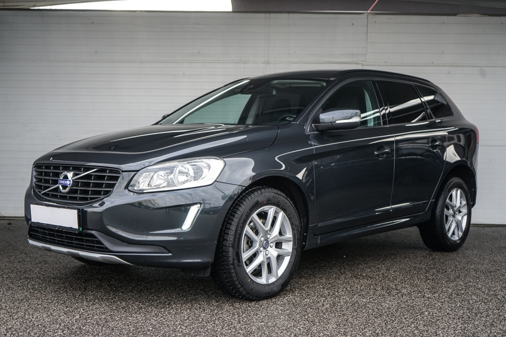 305-Volvo XC60, 2016, nafta, 2.0D, 110kw