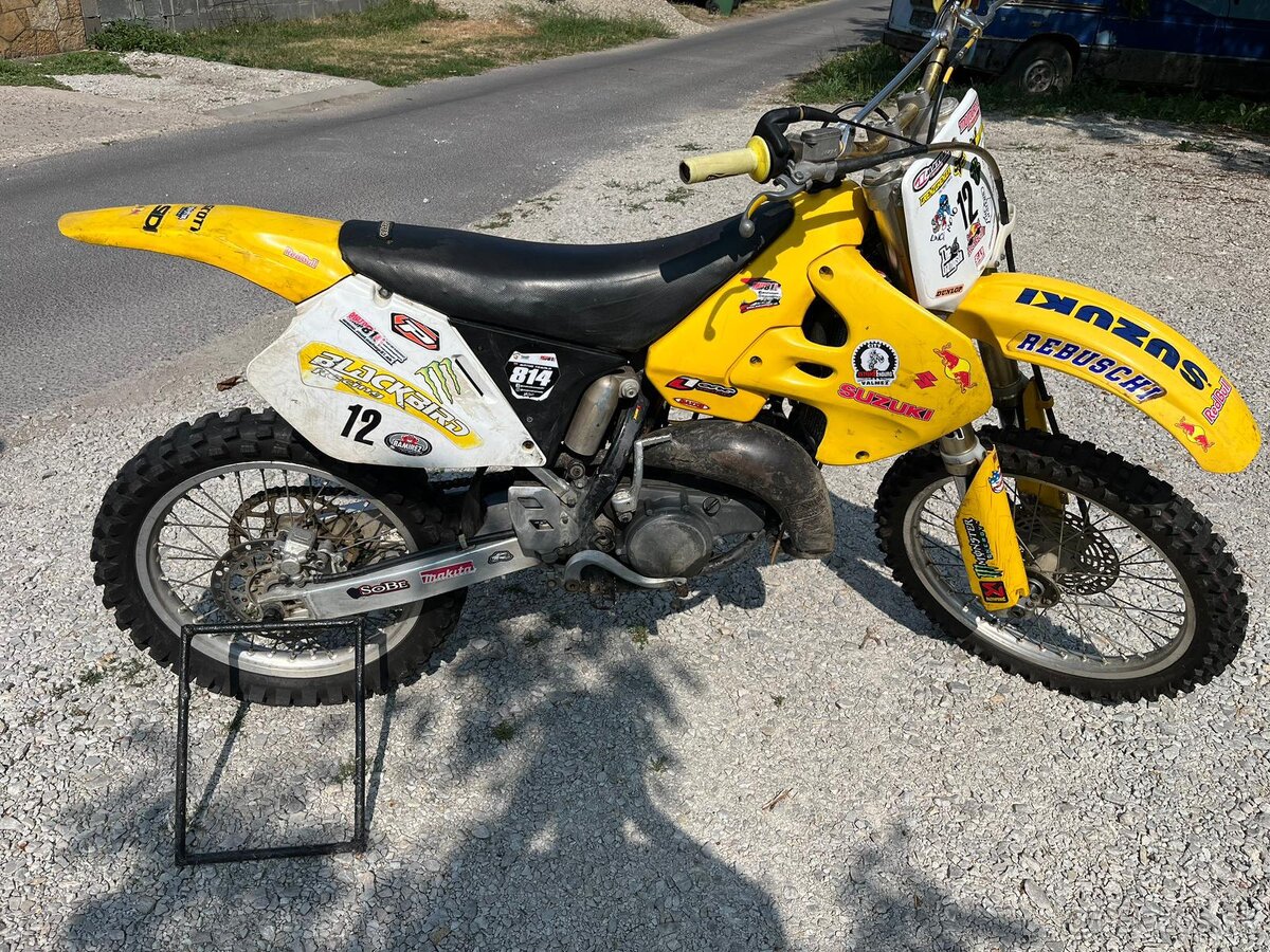 Suzuki rm 125