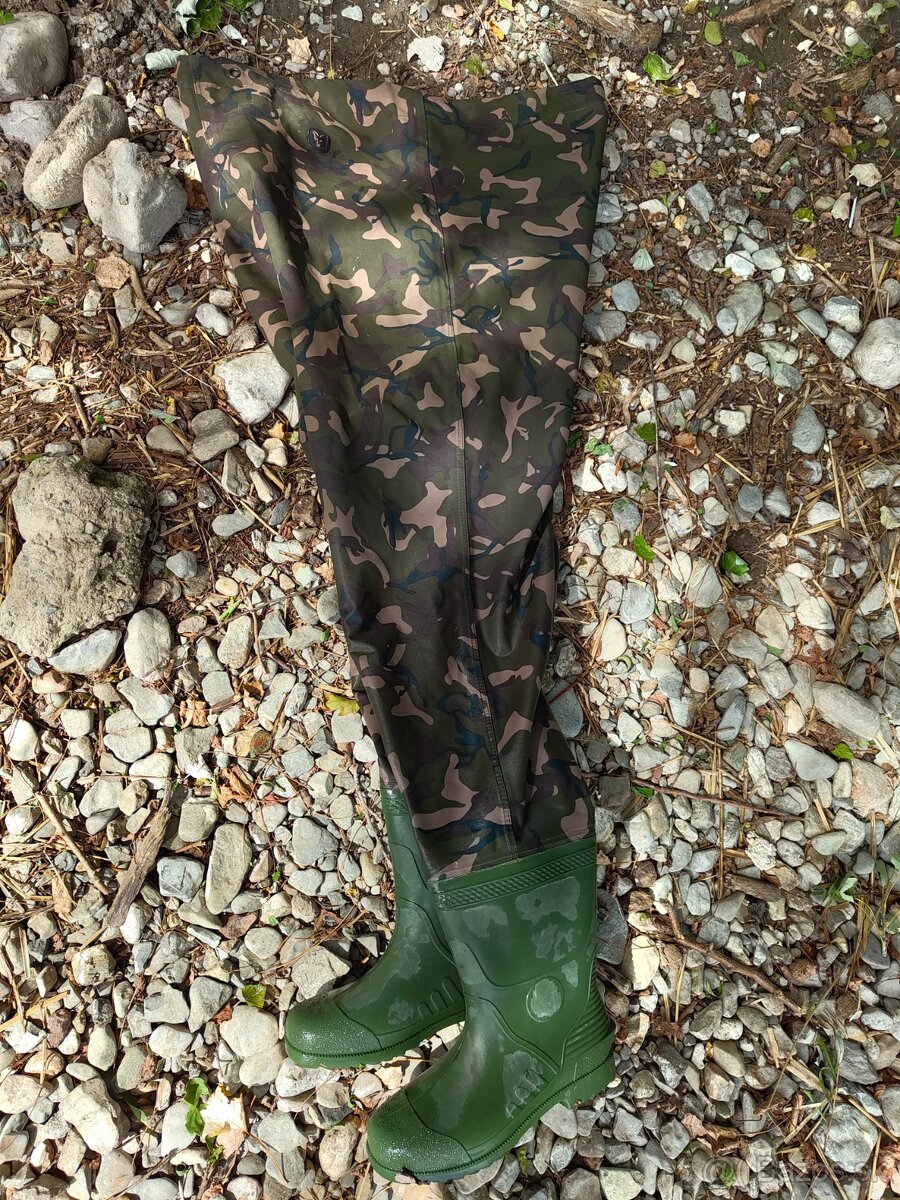 Prsačky Fox Fox Lightweight Camo